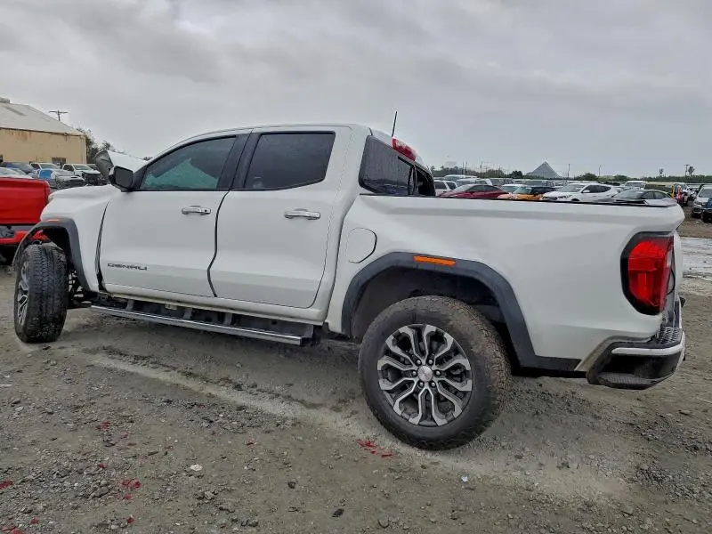 2024 GMC CANYON DENALI  