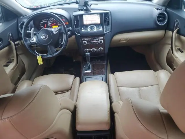 2011 NISSAN MAXIMA S  
