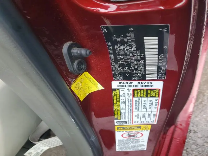 2012 TOYOTA SIENNA XLE 8-PASSENGER  