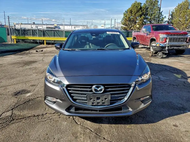2018 MAZDA 3 TOURING  