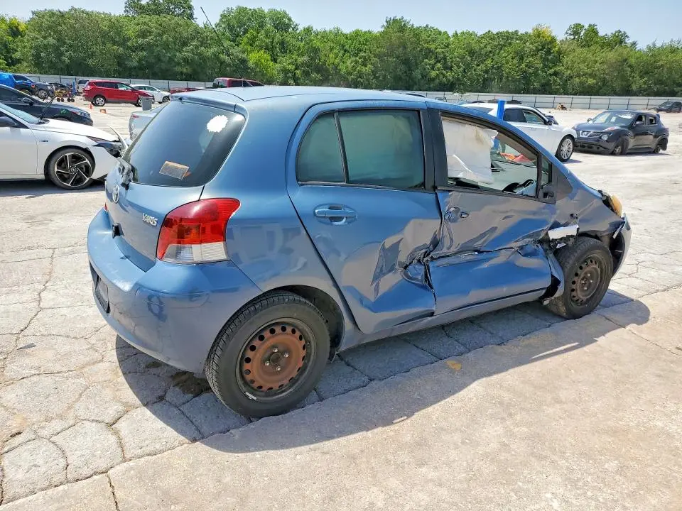 2010 TOYOTA YARIS BASE  