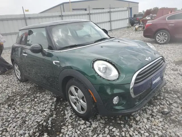 2017 MINI COOPER   