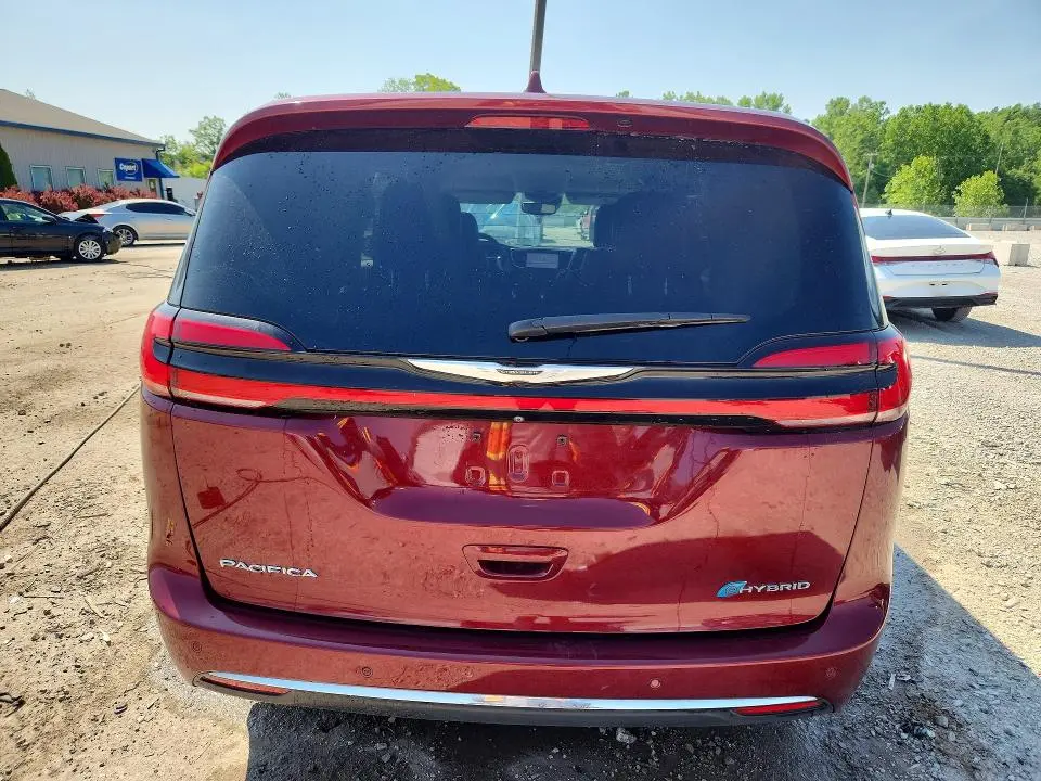 2022 CHRYSLER PACIFICA HYBRID TOURING L  