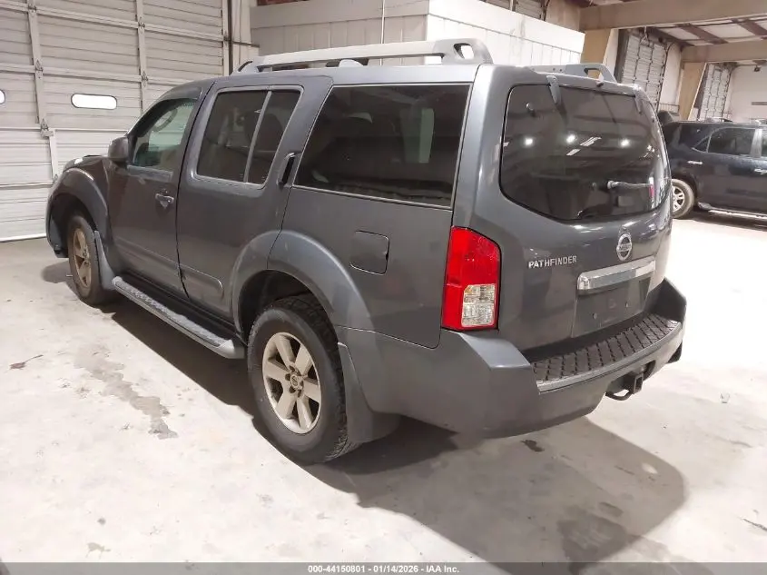 2012 NISSAN PATHFINDER SV