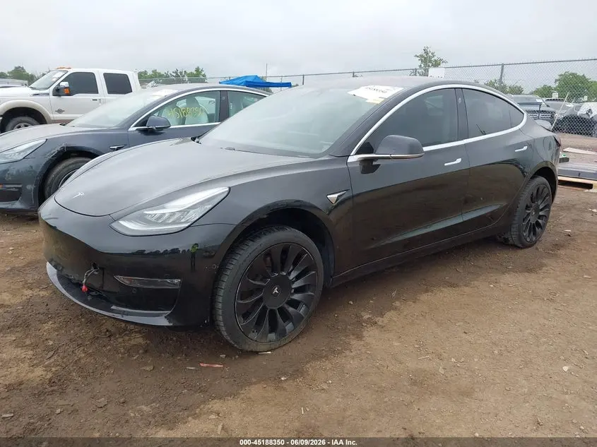 2018 TESLA MODEL 3  