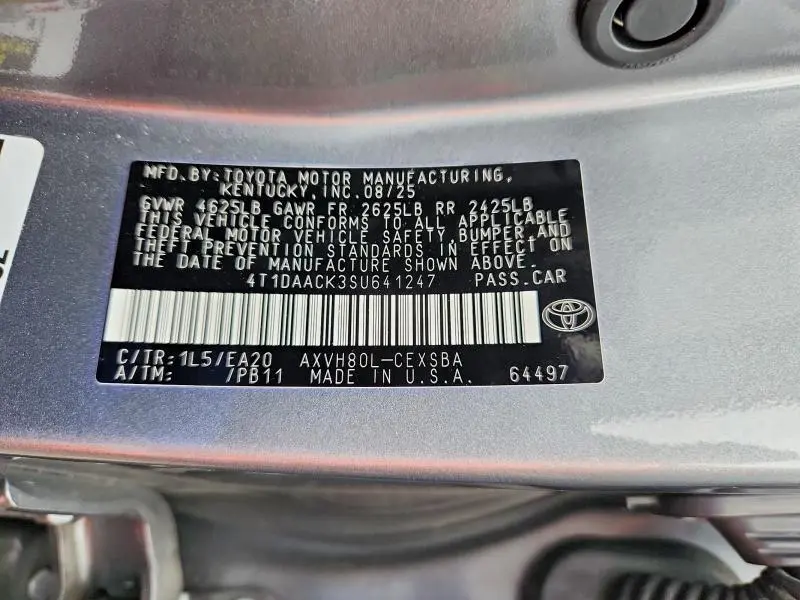 2025 TOYOTA CAMRY SE  