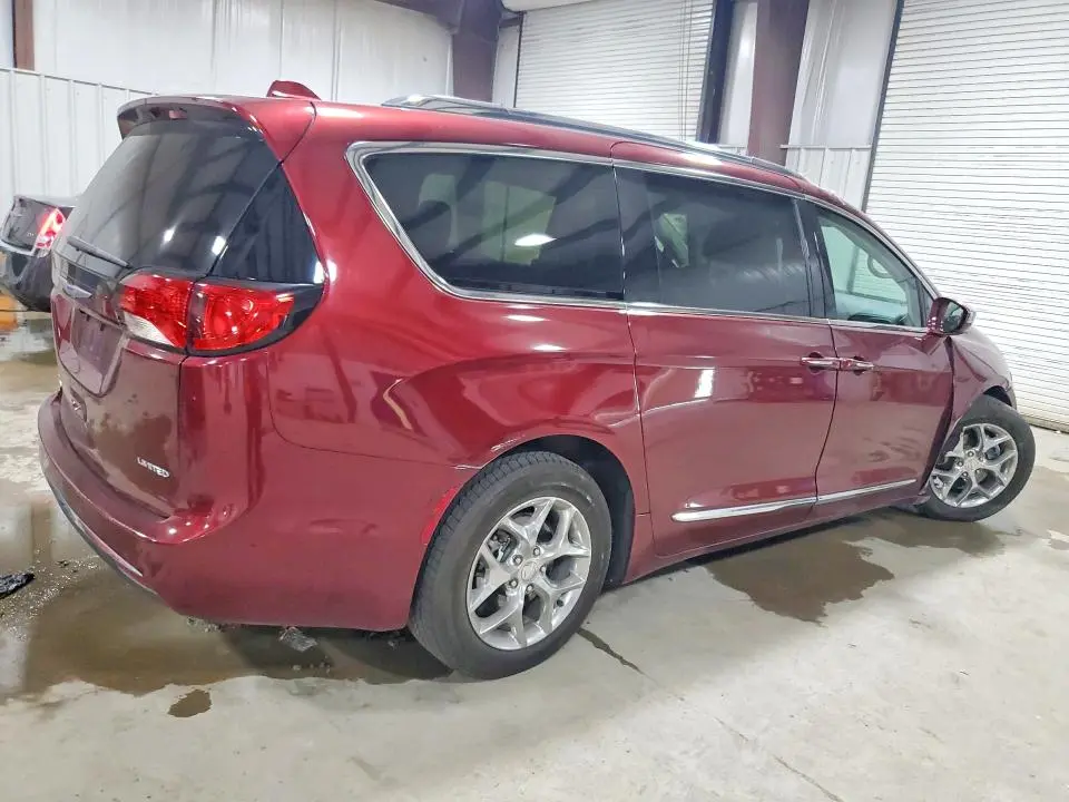 2018 CHRYSLER PACIFICA LIMITED  