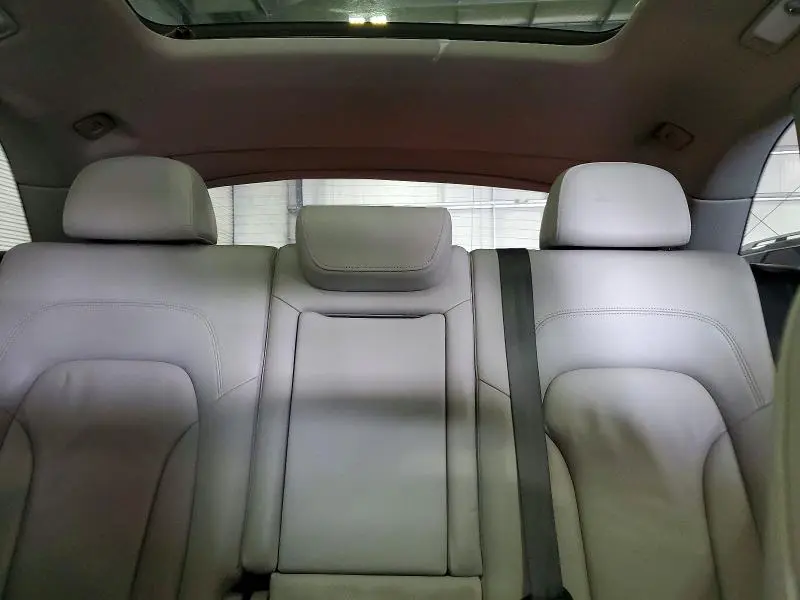 2011 AUDI Q5 PREMIUM PLUS  
