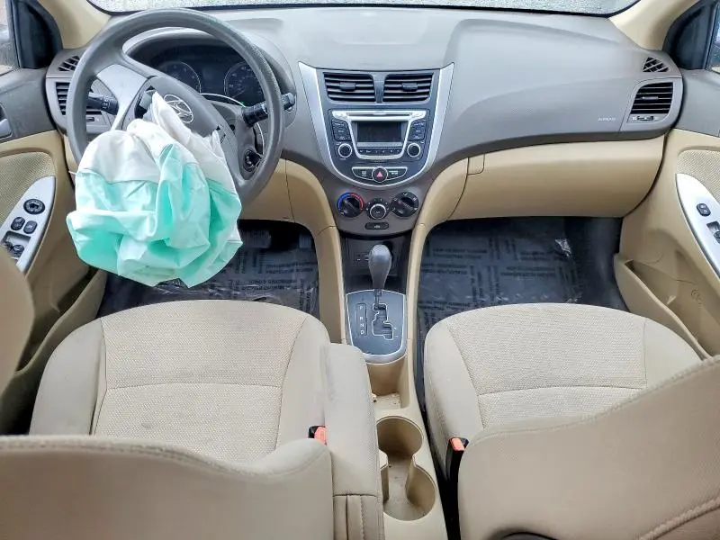 2014 HYUNDAI ACCENT GLS  