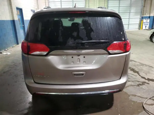 2017 CHRYSLER PACIFICA TOURING L PLUS  