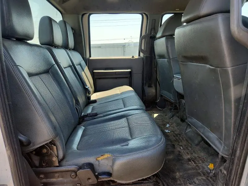 2014 FORD F550 XL