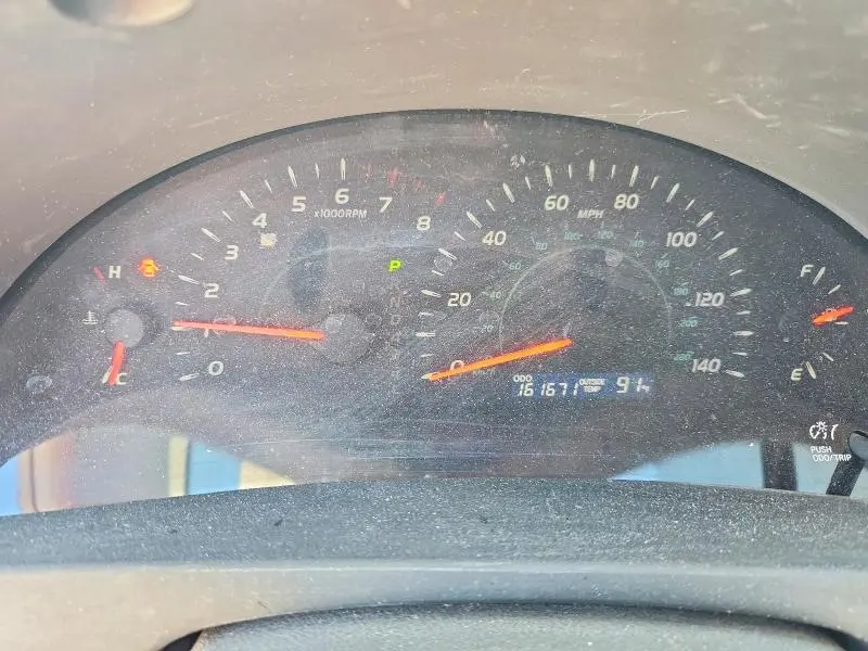 2011 TOYOTA CAMRY LE  