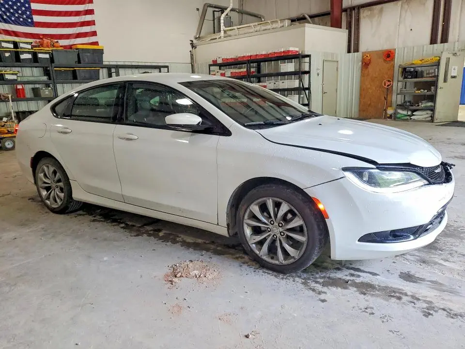 2016 CHRYSLER 200 S  