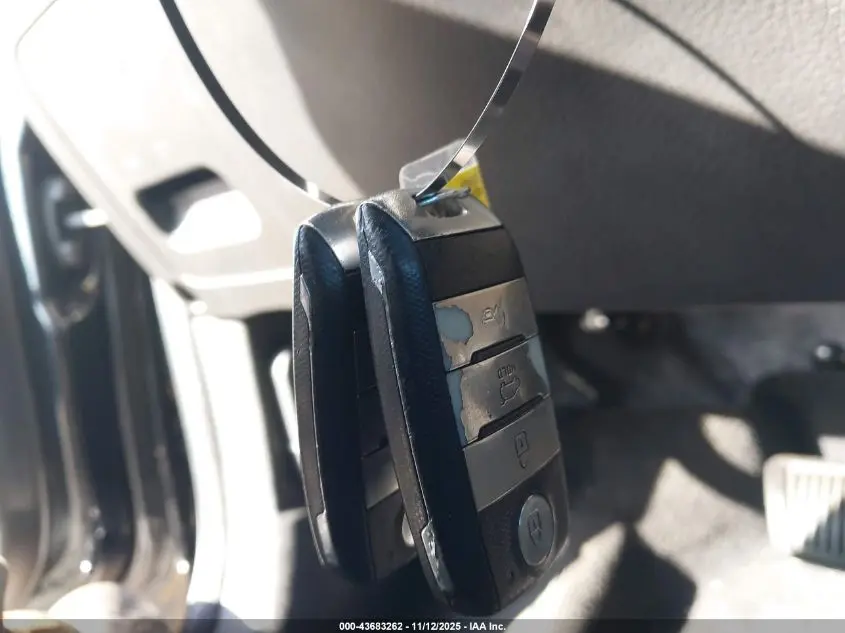 2015 KIA SORENTO LIMITED V6