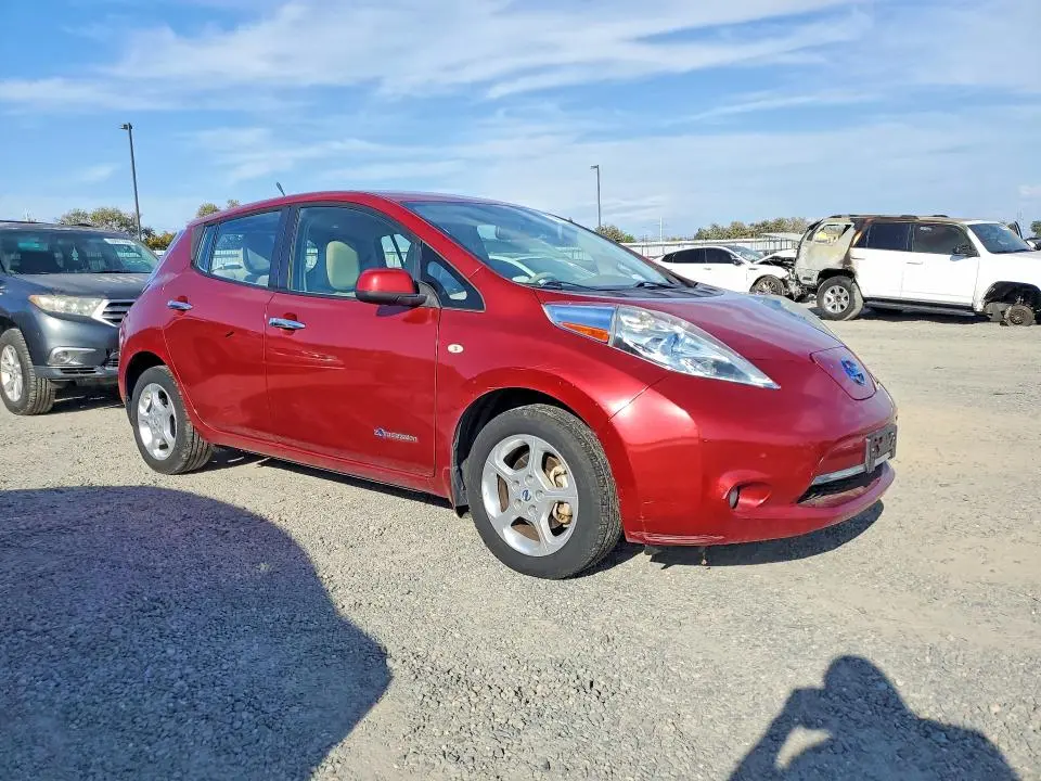 2012 NISSAN LEAF SV  