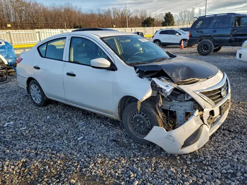 2019 NISSAN VERSA S  