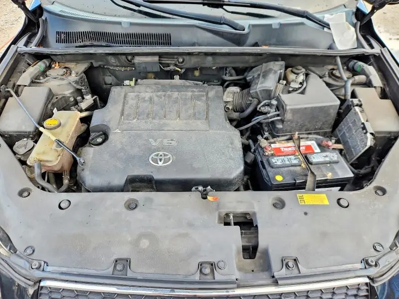 2010 TOYOTA RAV4 LIMITED  