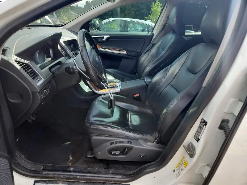 2017 VOLVO XC60 T5 INSCRIPTION  