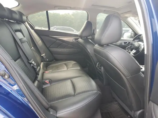 2018 INFINITI Q50 LUXE  