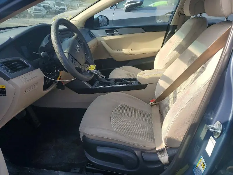2017 HYUNDAI SONATA SE  
