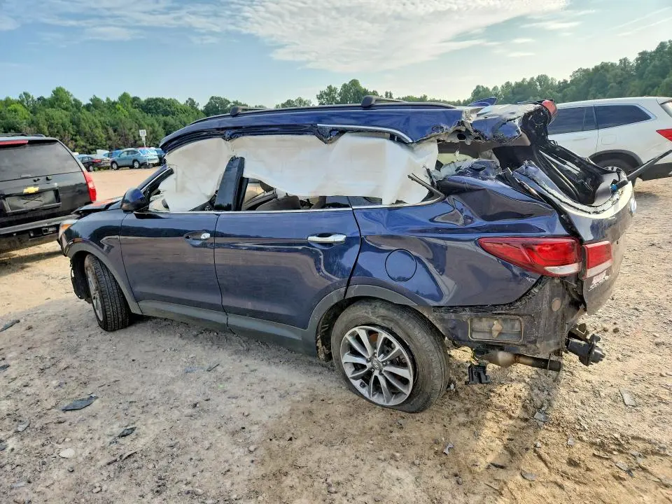 2018 HYUNDAI SANTA FE SE  