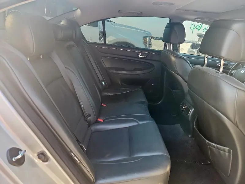 2010 HYUNDAI GENESIS 3.8L  