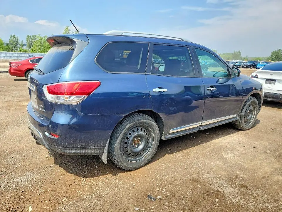 2013 NISSAN PATHFINDER S  