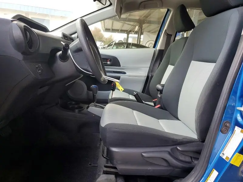 2012 TOYOTA PRIUS C TWO  