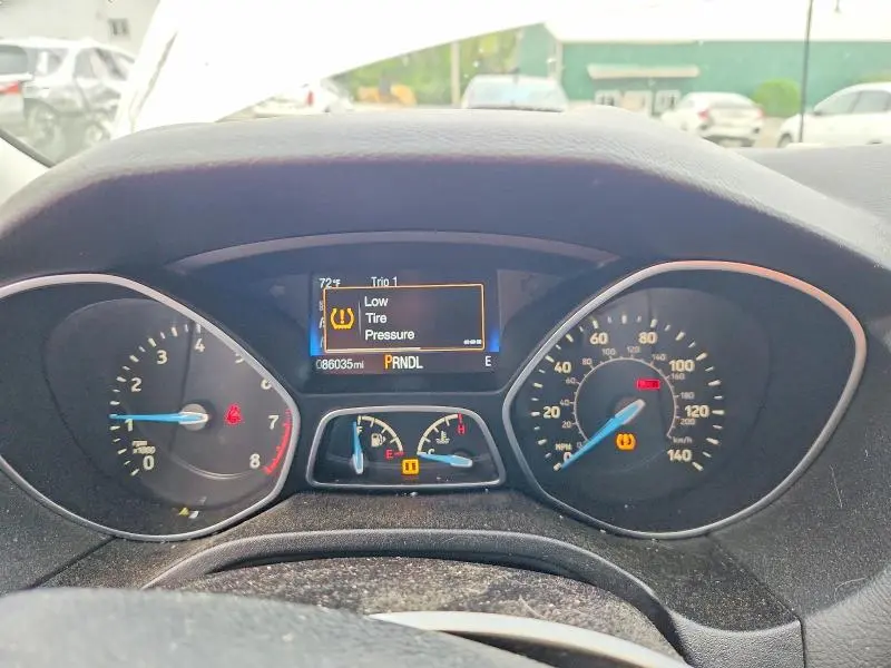 2018 FORD FOCUS SE  
