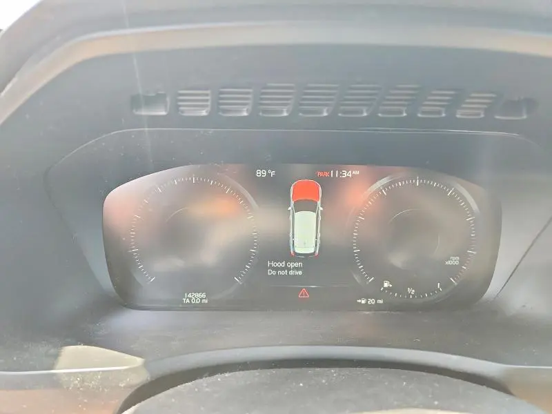 2018 VOLVO XC90 T6  