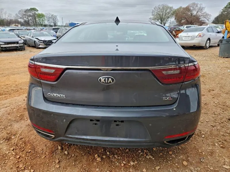 2019 KIA CADENZA LUXURY  