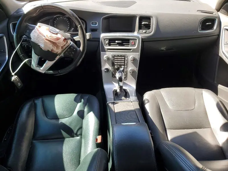 2018 VOLVO S60 PREMIER  