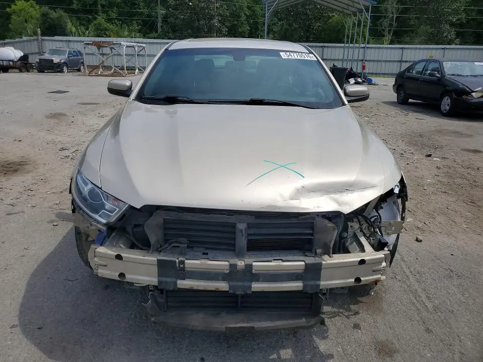 2018 FORD TAURUS SEL  