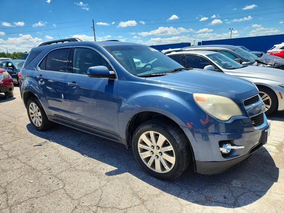 2011 CHEVROLET EQUINOX LT  