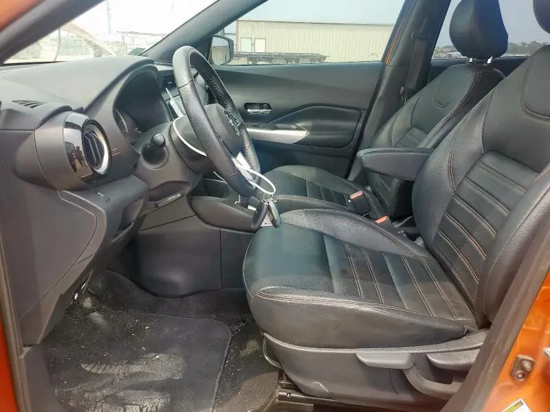 2019 NISSAN KICKS S  