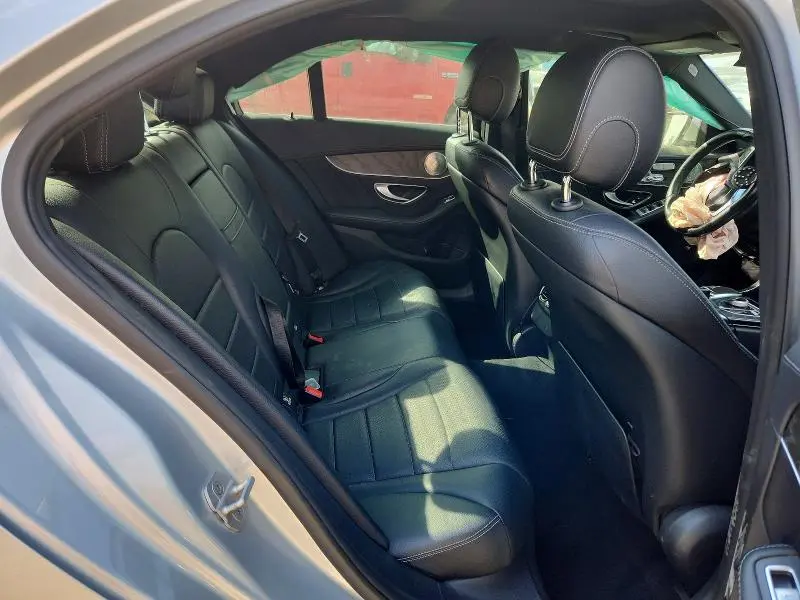 2015 MERCEDES-BENZ C 300  