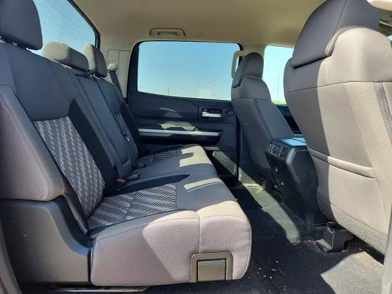 2018 TOYOTA TUNDRA CREWMAX SR5  