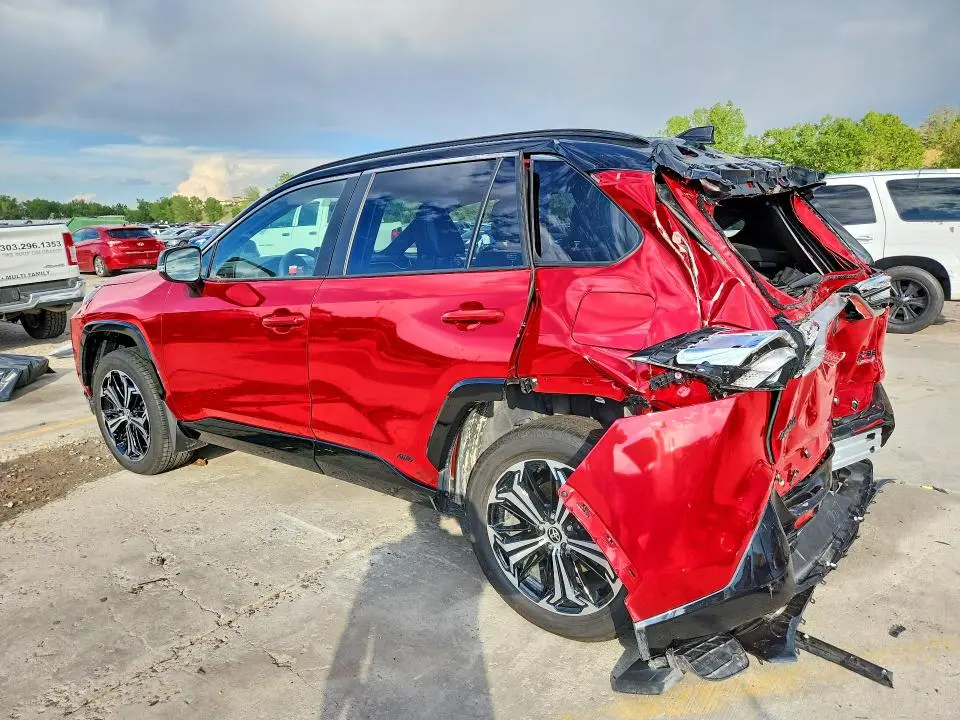 2025 TOYOTA RAV4 XSE  