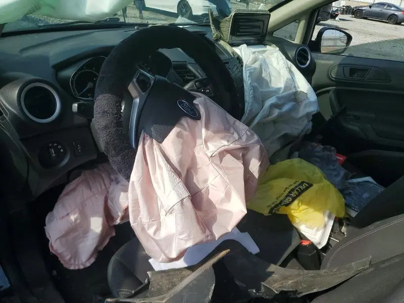 2018 FORD FIESTA SE  