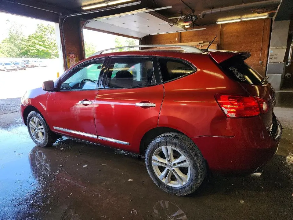 2013 NISSAN ROGUE S  