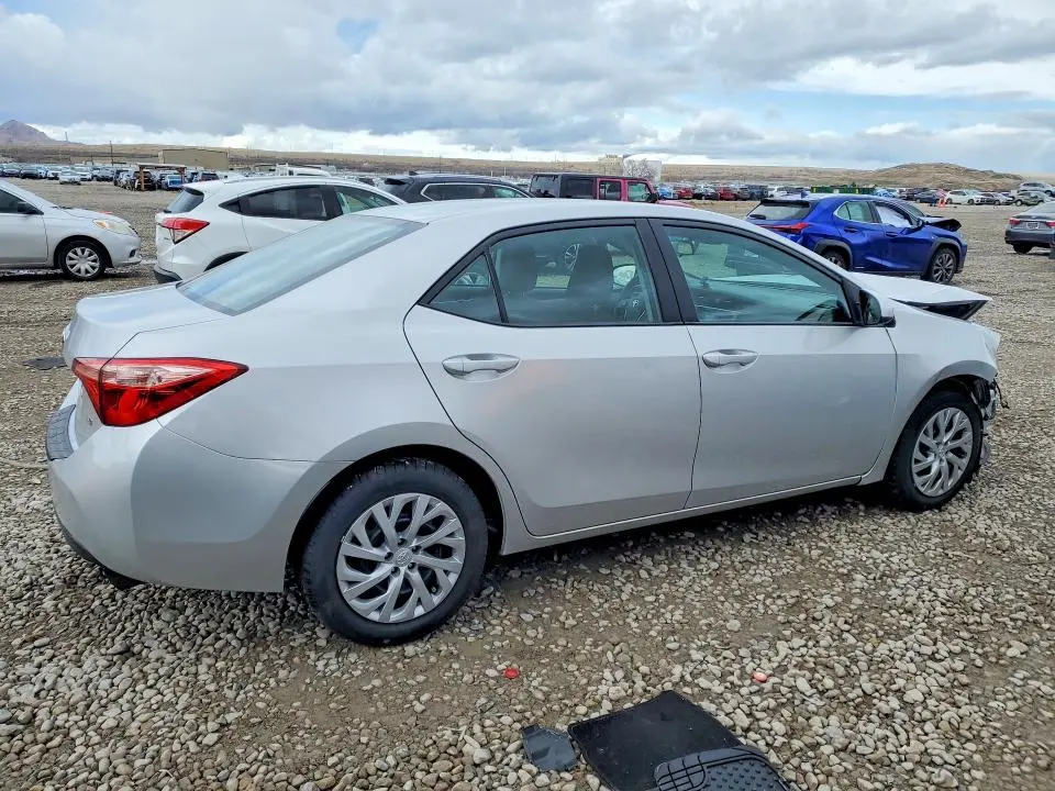 2018 TOYOTA COROLLA LE  