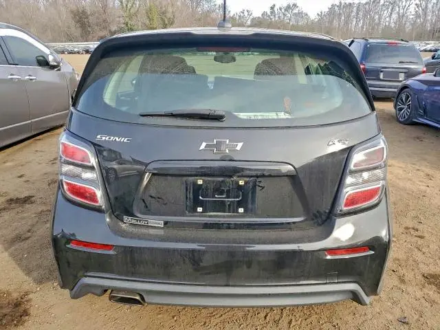 2019 CHEVROLET SONIC LT  