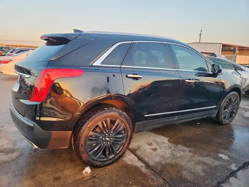 2017 CADILLAC XT5 PREMIUM LUXURY  