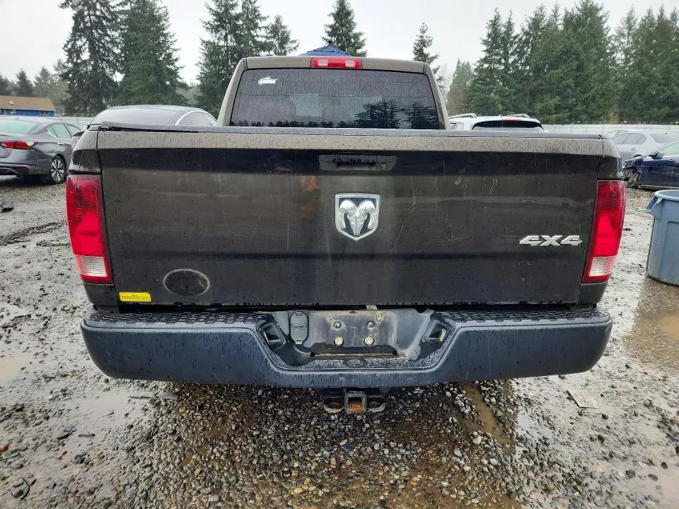 2014 RAM 1500 ST  