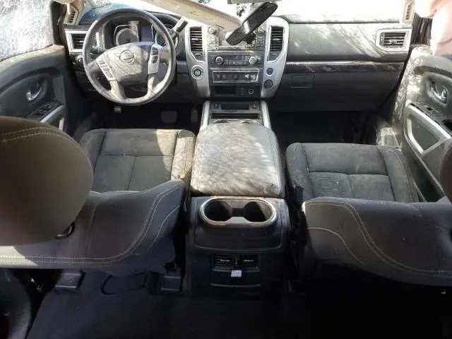 2017 NISSAN TITAN SV  