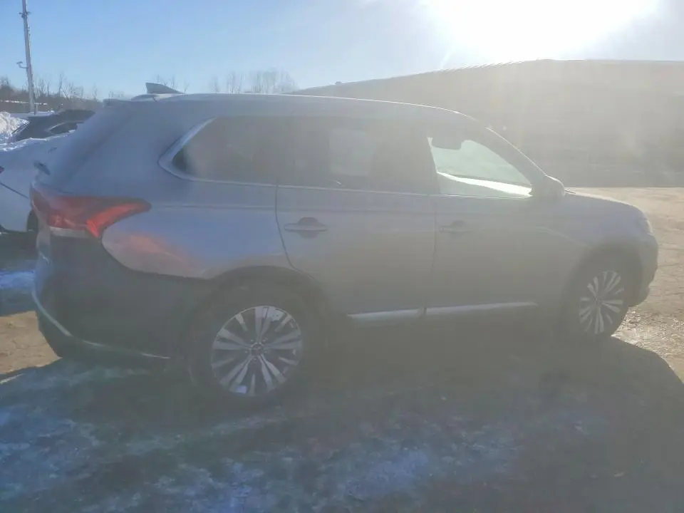 2019 MITSUBISHI OUTLANDER SE  