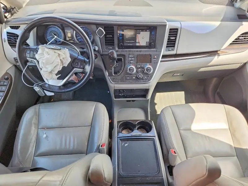 2015 TOYOTA SIENNA XLE PREMIUM 7-PASSENGER  