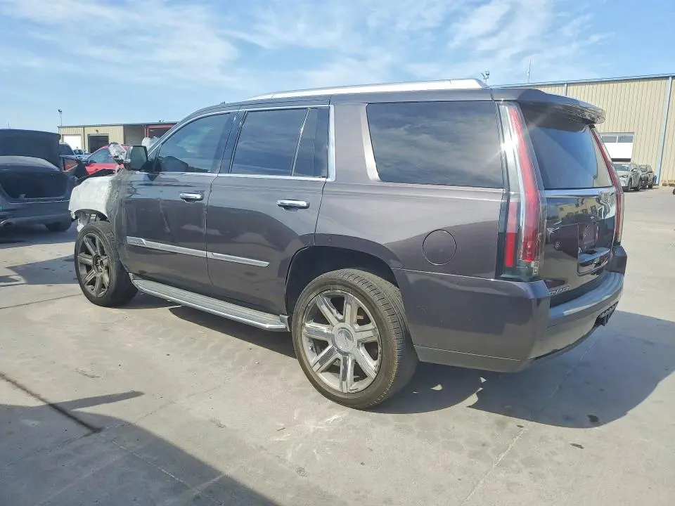 2016 CADILLAC ESCALADE LUXURY  
