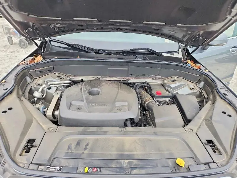 2018 VOLVO XC90 T6  