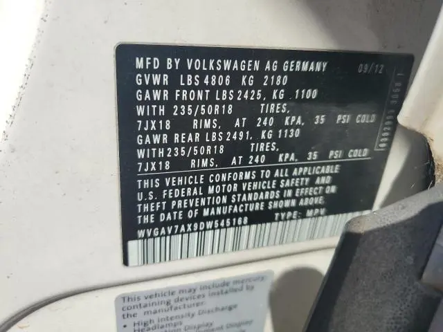 2013 VOLKSWAGEN TIGUAN S  